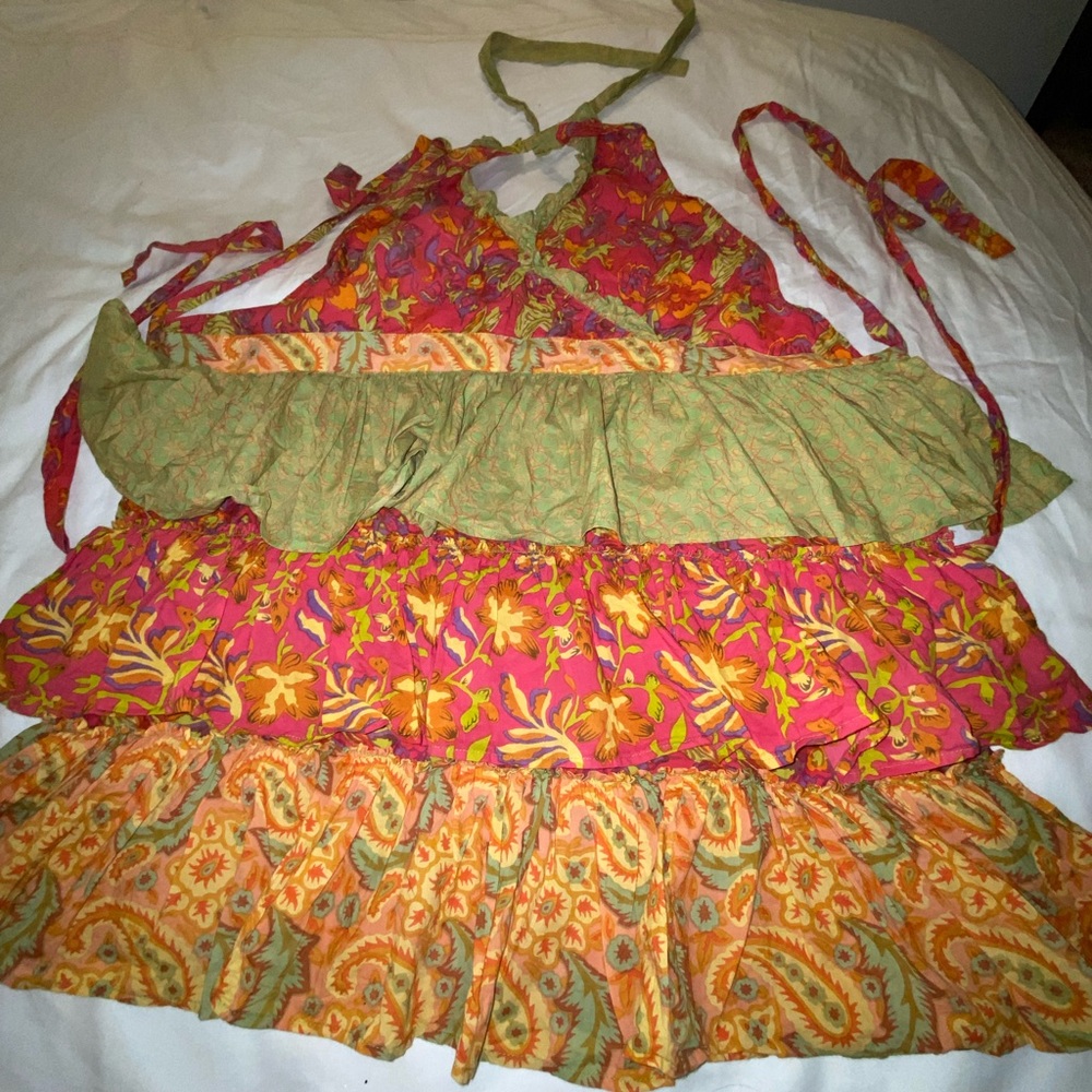 Pier Import apron - Picture 2 of 7
